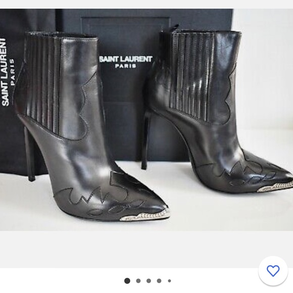Saint Laurent Black leather western stiletto bootie with chrome tip. Size 40. - Picture 4 of 11